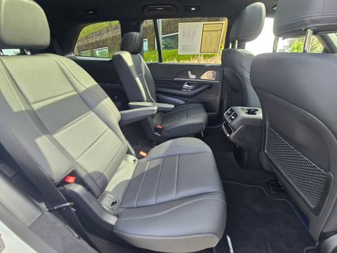 Used 2026 Mercedes-Benz GLS 450 4MATIC image 14