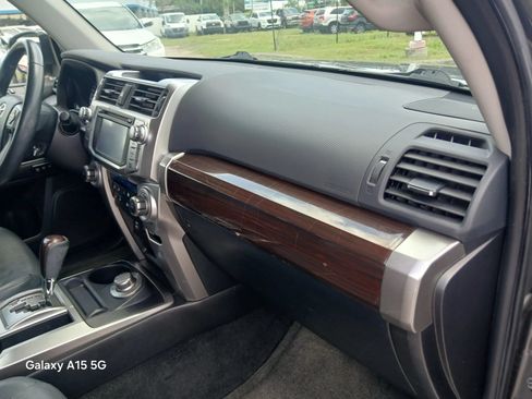 Used 2016 Toyota 4Runner Limited AWD/4WD image 19