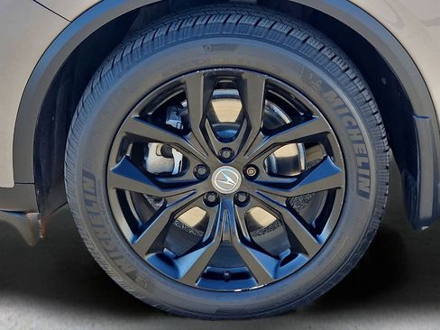 Used 2022 Acura MDX A-Spec image 11