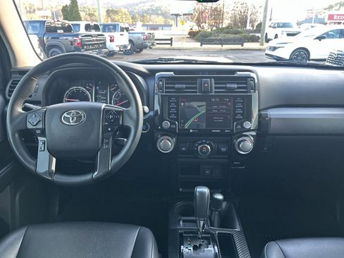 Used 2021 Toyota 4Runner Venture w/ Moonroof Package image 14