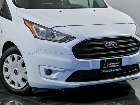 Used 2019 Ford Transit Connect XLT FWD image 2