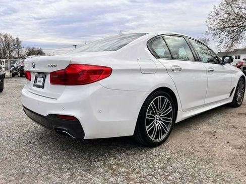 Used 2017 BMW 540i xDrive 540i xDrive Sedan 4D image 2