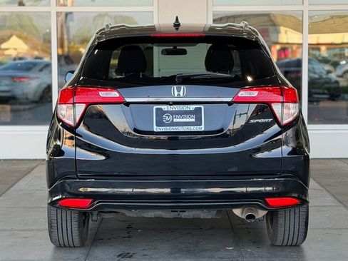 Used 2021 Honda HR-V Sport image 12