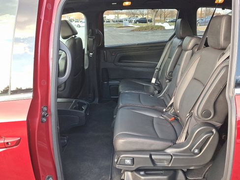 Used 2023 Honda Odyssey Sport image 10