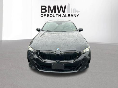 Used 2024 BMW 540i xDrive w/ Premium Package AWD/4WD image 8