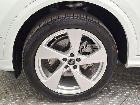 Used 2025 Audi Q5 Premium Plus image 8