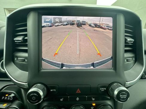 Used 2022 RAM 1500 Big Horn AWD/4WD image 19