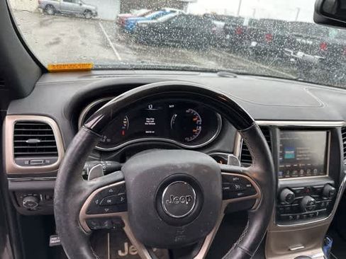 Used 2016 Jeep Grand Cherokee Overland image 7