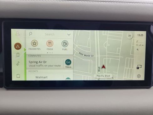 Used 2024 Land Rover Defender 110 X-Dynamic SE image 19