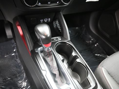 Certified 2023 Chevrolet TrailBlazer RS w/ Convenience Package image 16