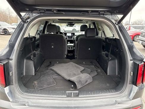 Used 2022 Kia Sorento X-Line EX image 12