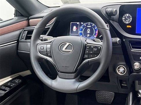 Certified 2023 Lexus ES 350 w/ Premium Package image 15