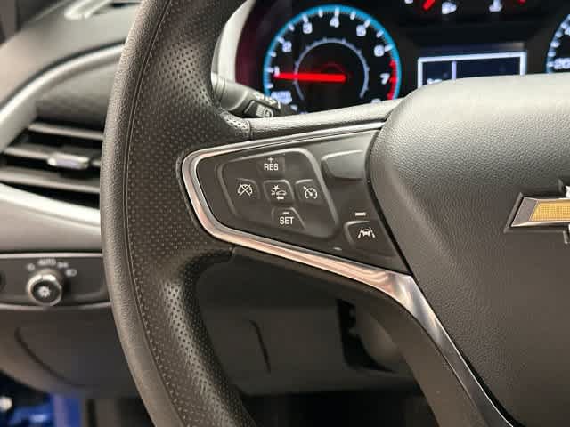 Used 2023 Chevrolet Malibu LT FWD image 9
