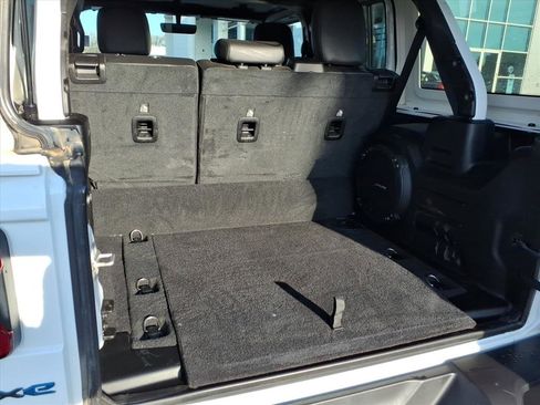 Used 2021 Jeep Wrangler Unlimited Rubicon 4xe w/ Cold Weather Group image 7