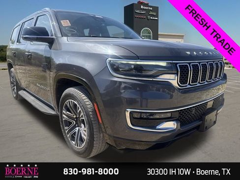 Used 2023 Jeep Wagoneer 4WD w/ Premium Group I image 7