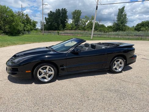 Used 1999 Pontiac Firebird Trans Am RWD image 9