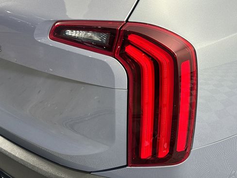 Used 2022 Kia Telluride SX w/ SX Prestige Package AWD/4WD image 33
