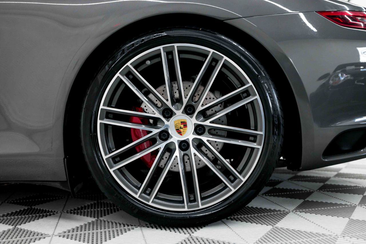 Used 2018 Porsche 911 Carrera S RWD image 36