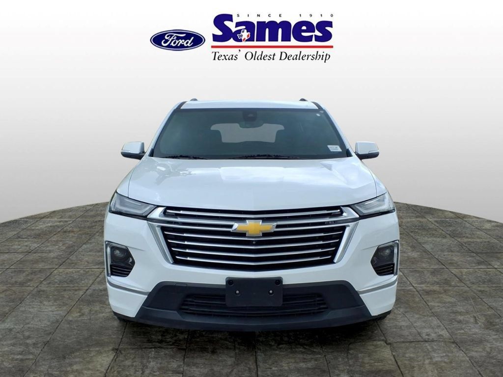 Used 2023 Chevrolet Traverse Premier FWD image 8
