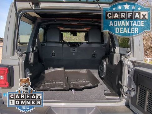 Used 2022 Jeep Wrangler Unlimited Rubicon w/ Xtreme Recon 35" Tire Package image 23