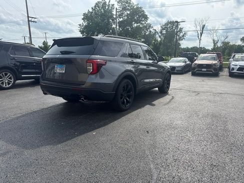 Used 2023 Ford Explorer ST-Line AWD/4WD image 4