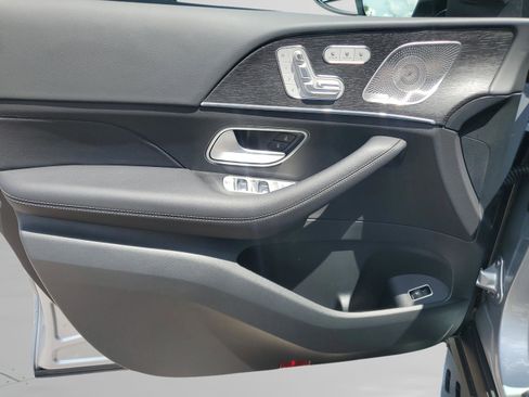 Certified 2026 Mercedes-Benz GLS 450 4MATIC image 19