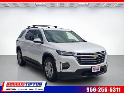 Used 2023 Chevrolet Traverse LT
