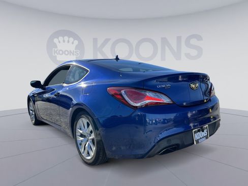 Used 2016 Hyundai Genesis 3.8 image 4