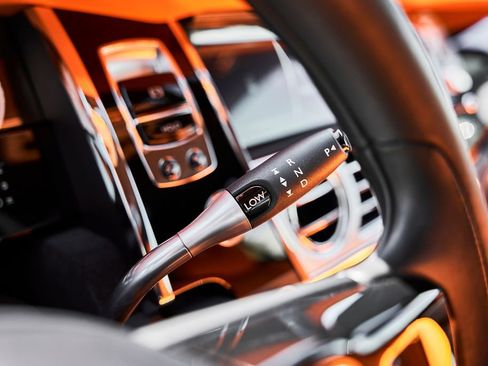 Used 2020 Rolls-Royce Wraith RWD image 51