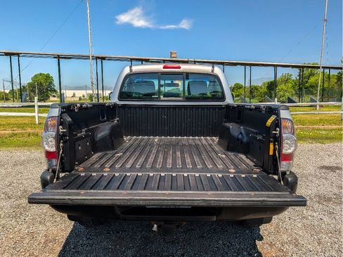 Used 2009 Toyota Tacoma 4x4 Regular Cab image 7