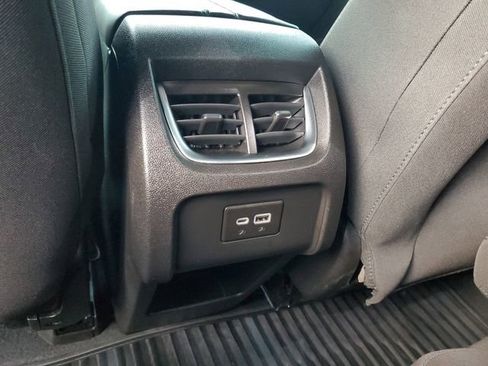 Used 2022 Chevrolet Blazer LT image 14