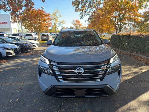 New 2026 Nissan Rogue SV image 2