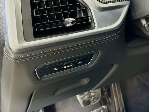 Used 2024 BMW ALPINA XB7 AWD/4WD image 10