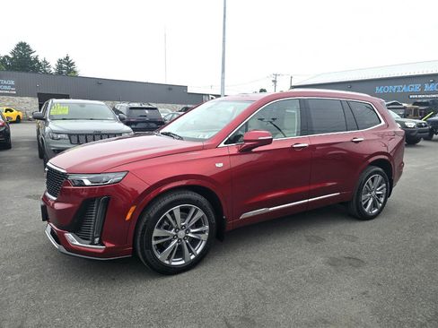 Used 2024 Cadillac XT6 Premium Luxury AWD/4WD image 3
