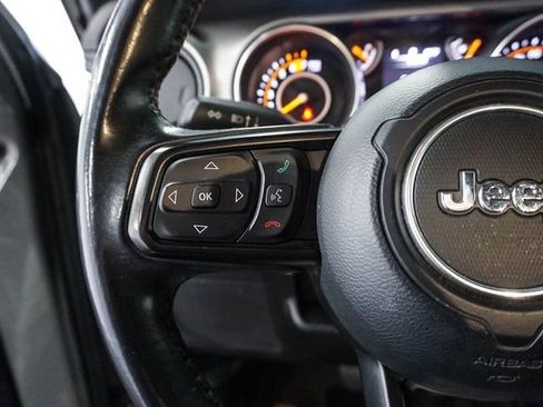 Used 2019 Jeep Wrangler Unlimited Sport S image 19