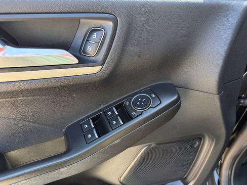 Used 2022 Ford Escape SEL FWD image 16