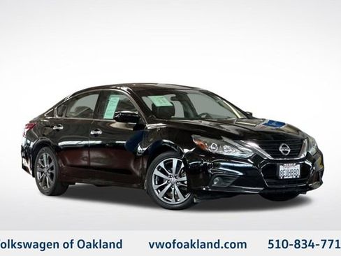 Used 2018 Nissan Altima 2.5 SR w/ SR Special Edition FWD image 1
