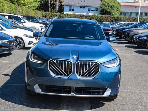 New 2026 BMW X3 xDrive30 w/ Premium Package AWD/4WD image 3