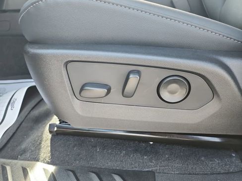 New 2026 Chevrolet Colorado LT image 15