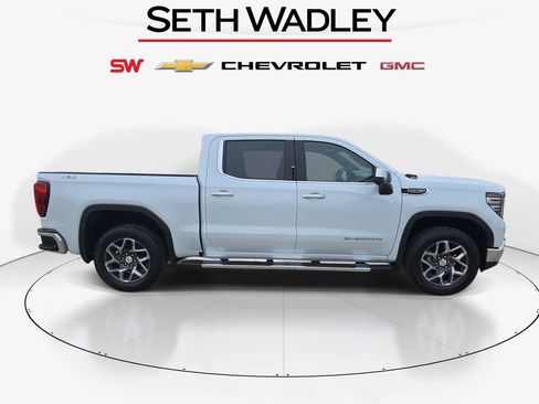 New 2026 GMC Sierra 1500 SLT w/ SLT Premium Plus Package AWD/4WD image 8