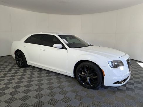 Certified 2022 Chrysler 300 S w/ Safetytec Plus Group image 2