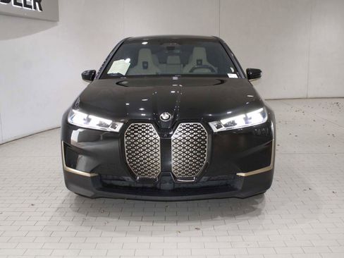 Certified 2023 BMW iX xDrive50 w/ Premium Package image 8