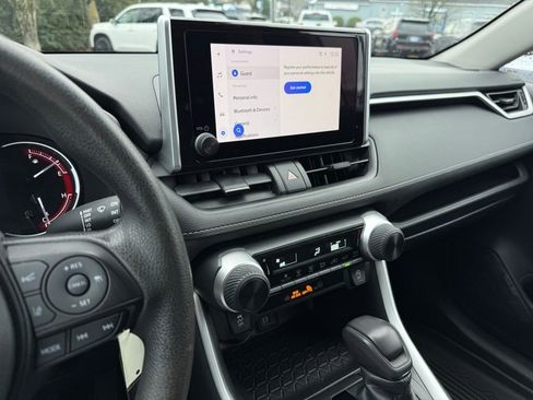 Used 2023 Toyota RAV4 LE image 26