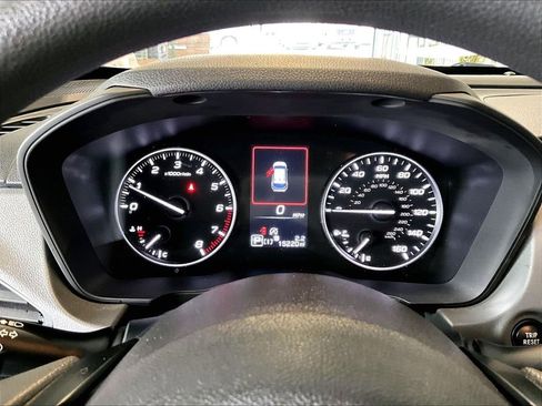 Used 2025 Subaru Crosstrek 2.0i Premium AWD/4WD image 25