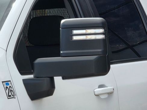 Used 2024 Chevrolet Silverado 3500 LT image 10