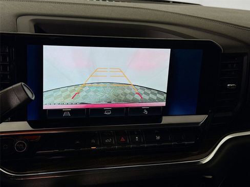 Used 2023 Chevrolet Silverado 1500 LT w/ Convenience Package II image 8