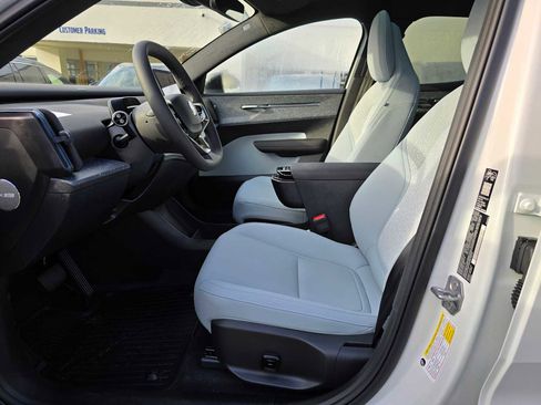 New 2026 Volvo EX30 Ultra w/ Protection Package AWD/4WD image 21