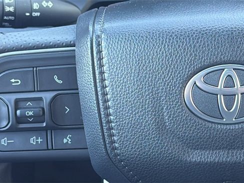 New 2026 Toyota 4Runner SR5 image 21