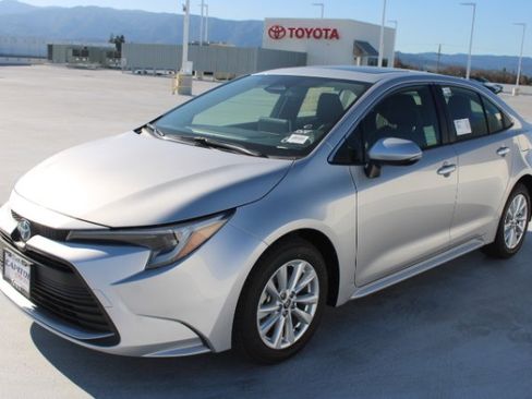 New 2026 Toyota Corolla XLE image 6