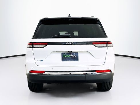 Used 2023 Jeep Grand Cherokee 4WD 4xe w/ Luxury Tech Group II image 7
